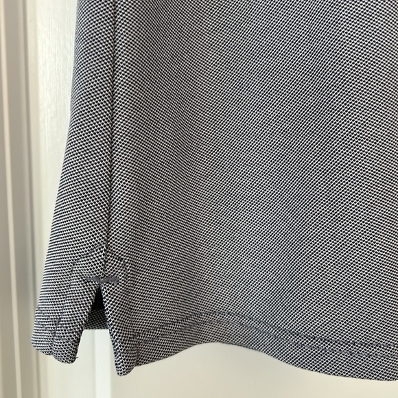 Vineyard Vines Performance Polo Shirt Silvery Blue Medium w MEASUREMENTS! - Picture 7 of 13